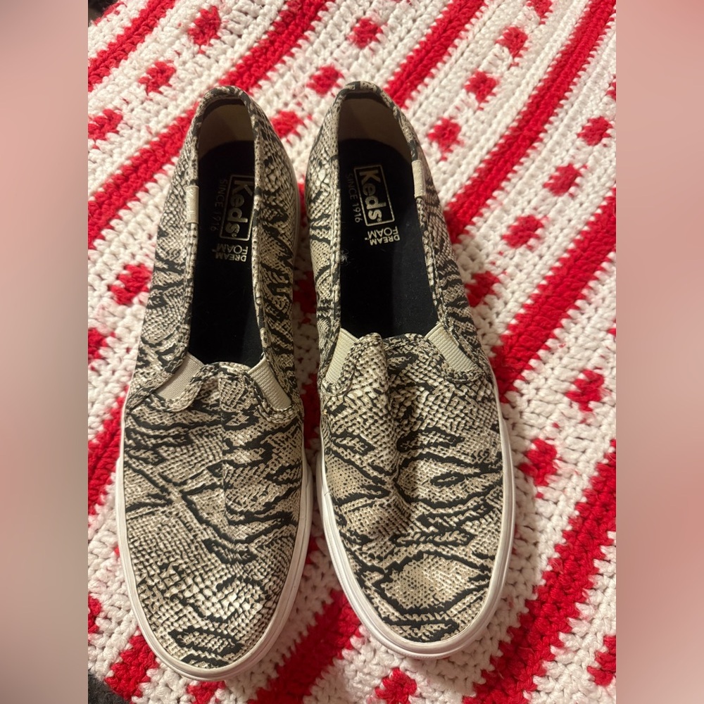 Keds Beige and Black Snake Pattern Slip-Ons